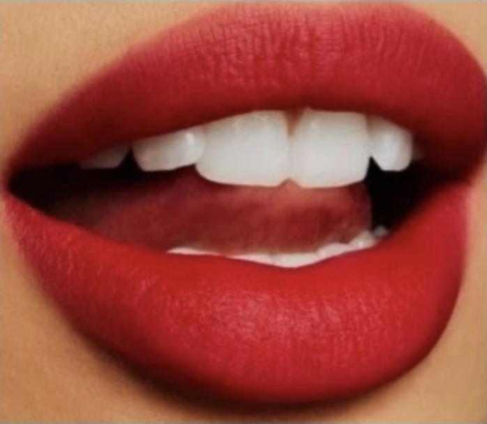 REVLON - X Sofia Carson Ultra HD Matte Lipcolor - 690 Forever Yours