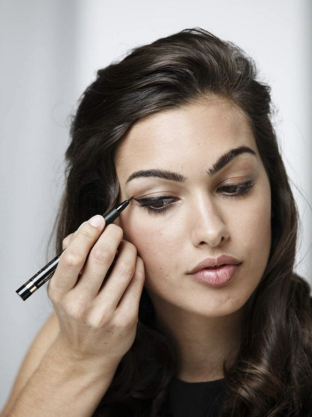 MAX FACTOR - Perfect Stay Thick & Thin Eyeliner - 090 Black