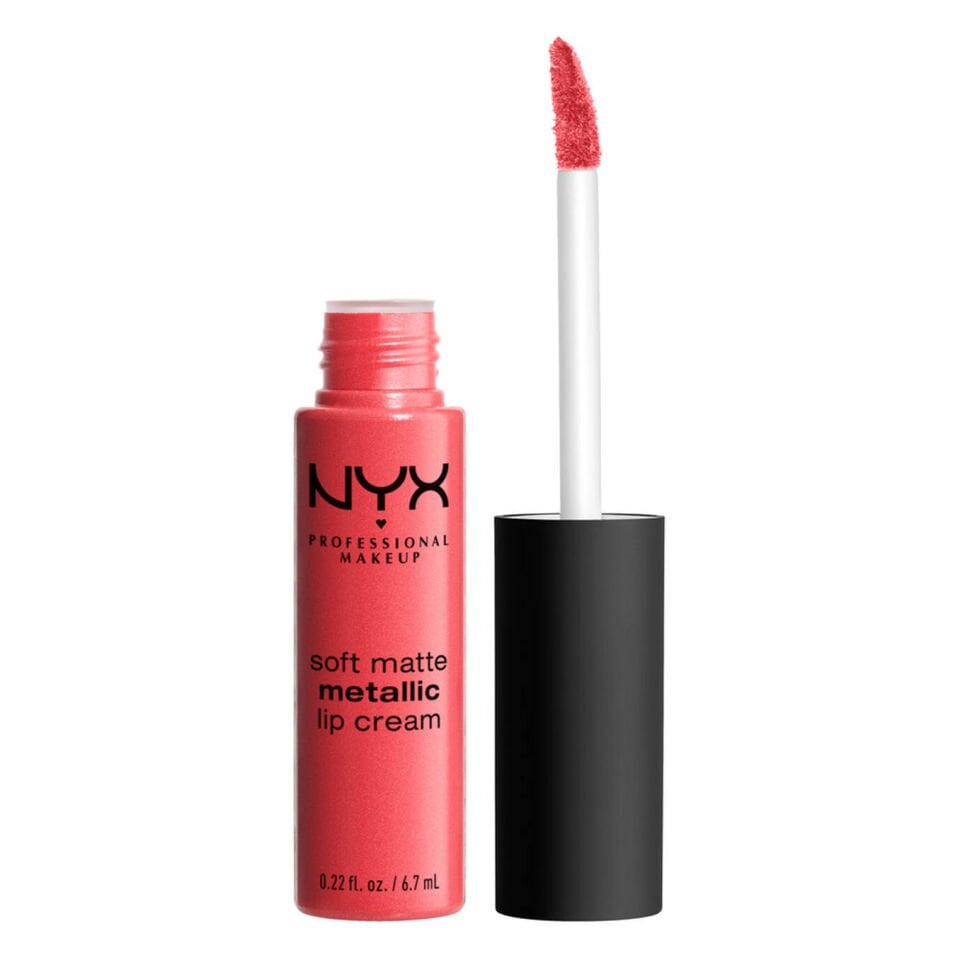 NYX - Soft Matte Metallic Lip Cream - Manila