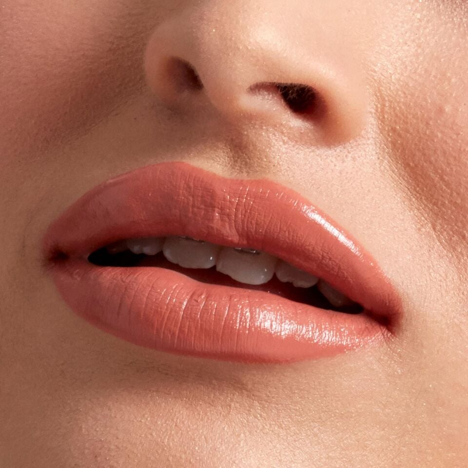 NYX - Shout Loud Satin Lipstick - 03 Silk