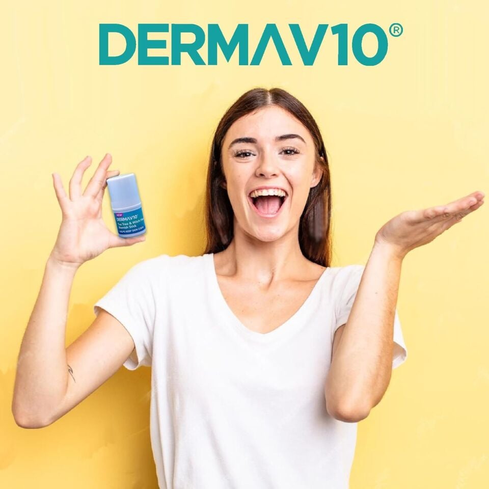 DERMAV10 - Tea Tree & Witch Hazel Blemish Stick - 6g